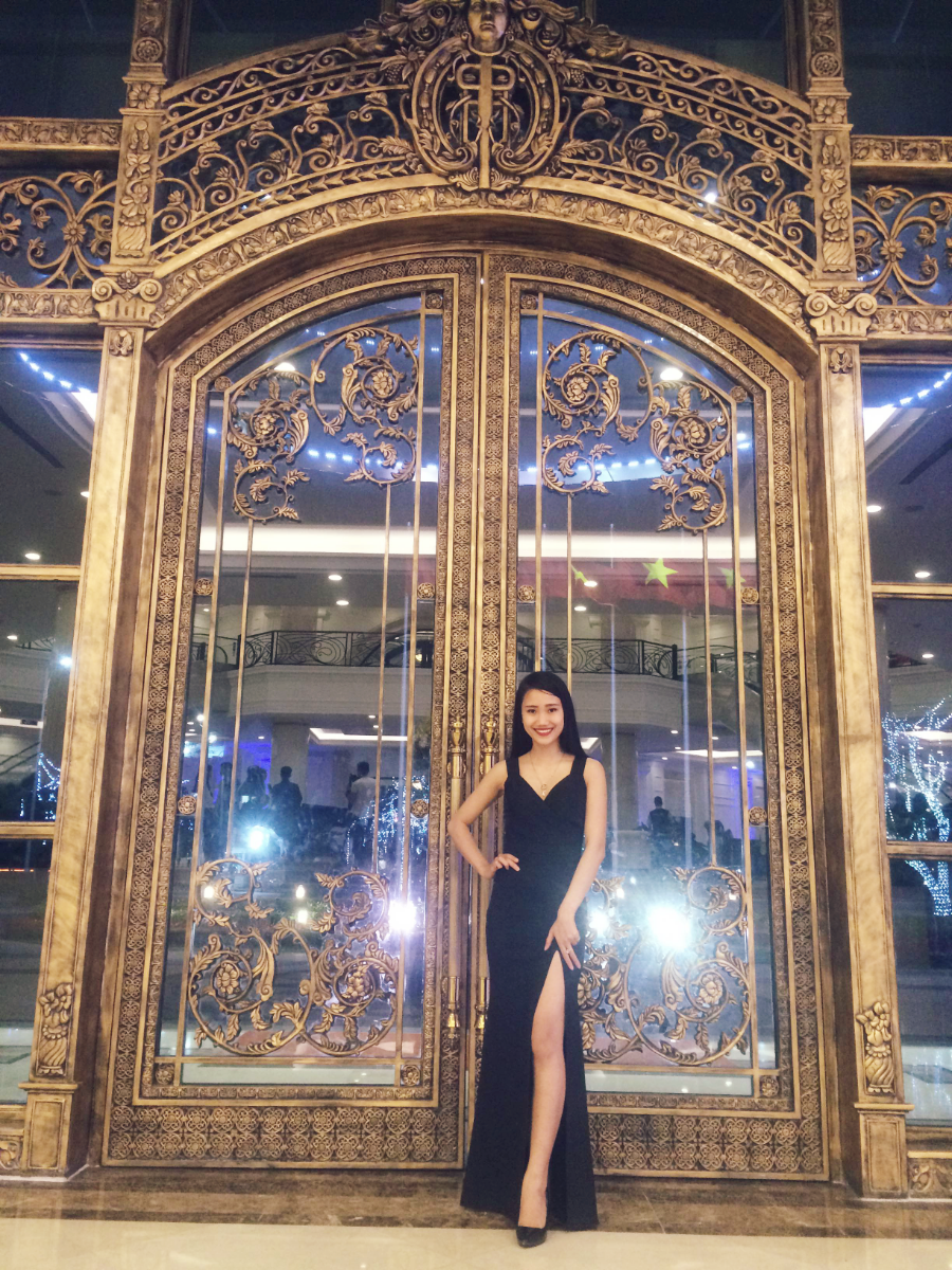  /Content/upload/Miss2015/Nguyen%20Thi%20Nga%20-%201B/4.png