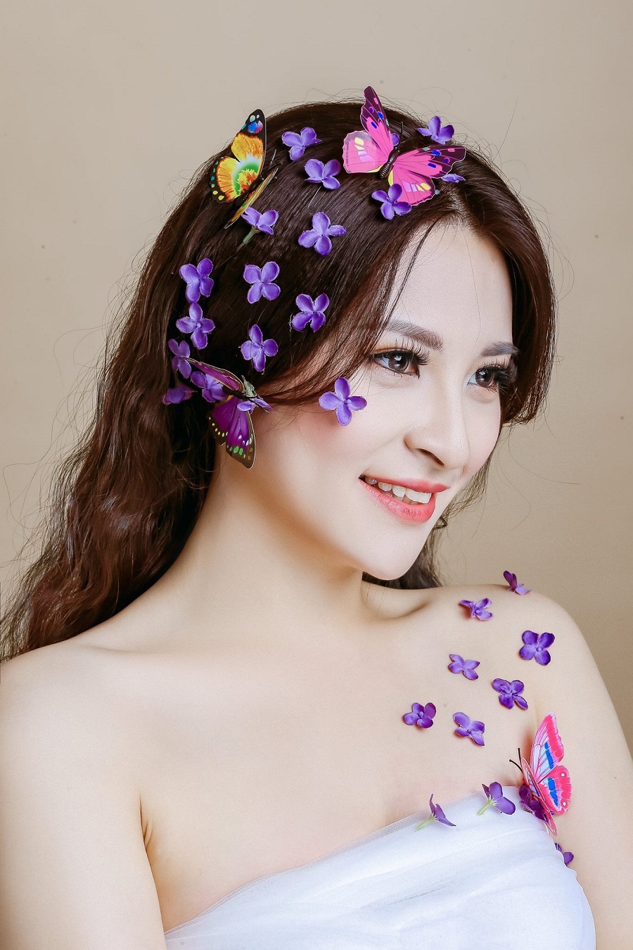 /UserFiles/miss/miss2018/1Tranthikhanhly/chandung1.jpg