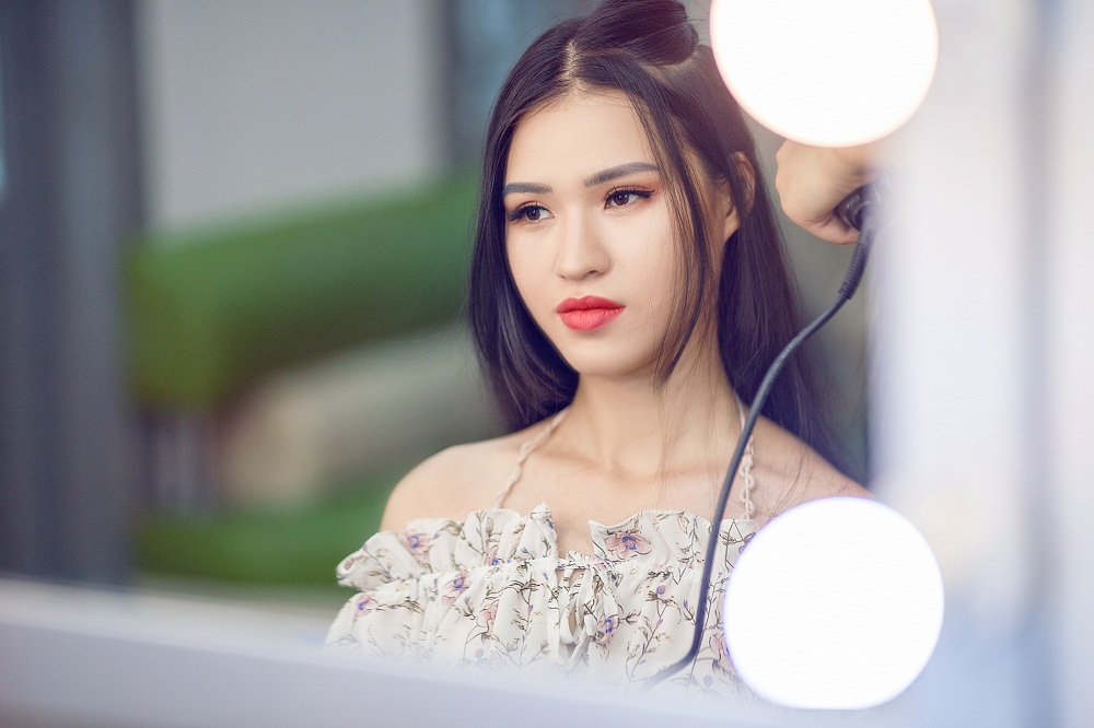 /UserFiles/miss/miss2018/Tranlehuong-cenvalue/CHANDUNG01.jpg